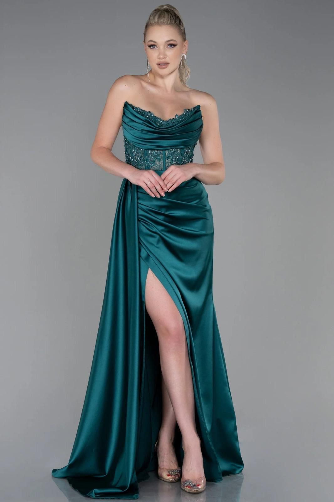 Abendkleid MD6019 in smaragdgrun – Ansicht 1 | Lamia Mode