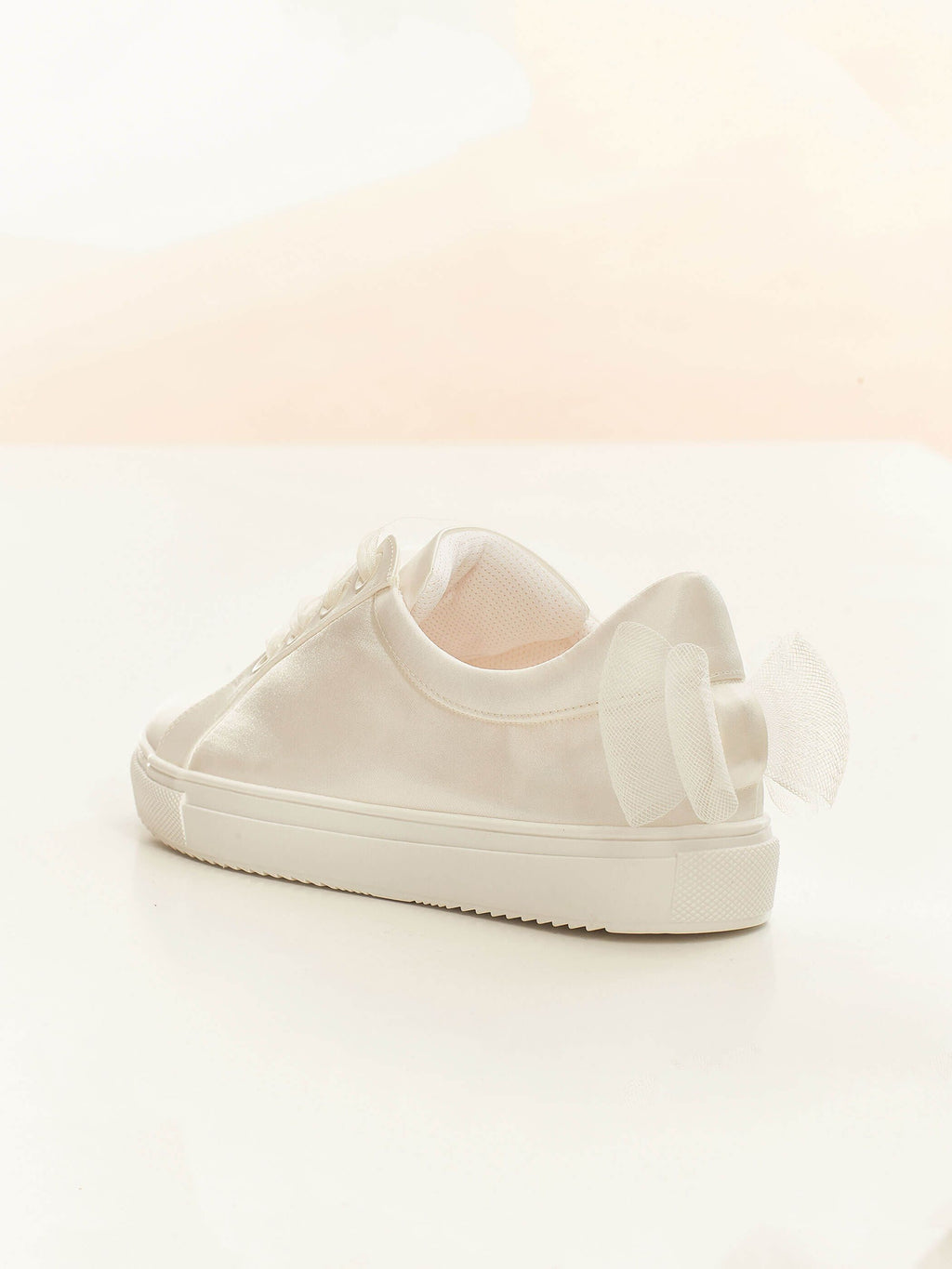 Brautschuhe Brautsneaker Emily aus Satin in Creme – Ansicht 2 | Lamia Mode