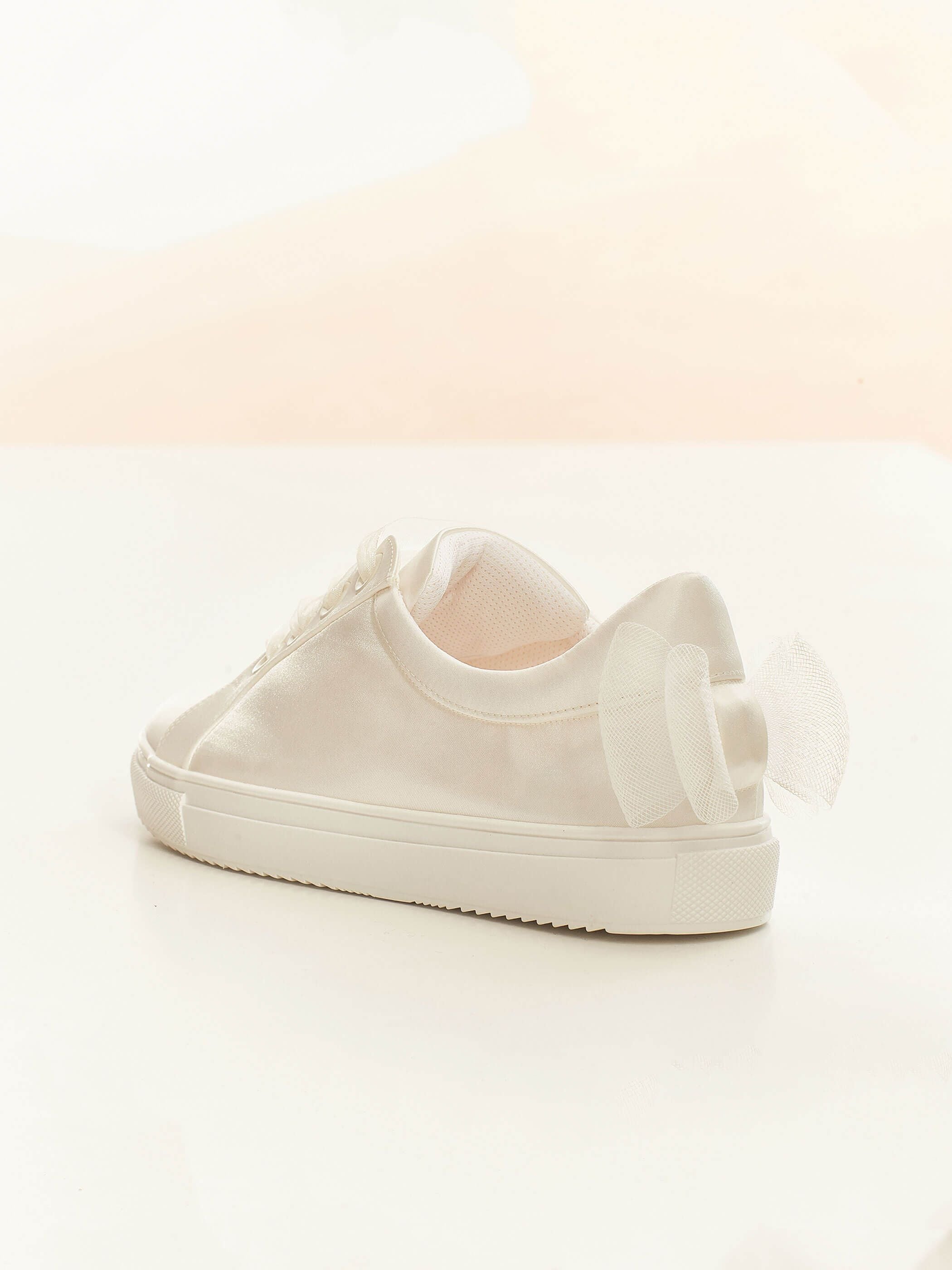Brautschuhe Brautsneaker Emily aus Satin in Creme – Ansicht 2 | Lamia Mode