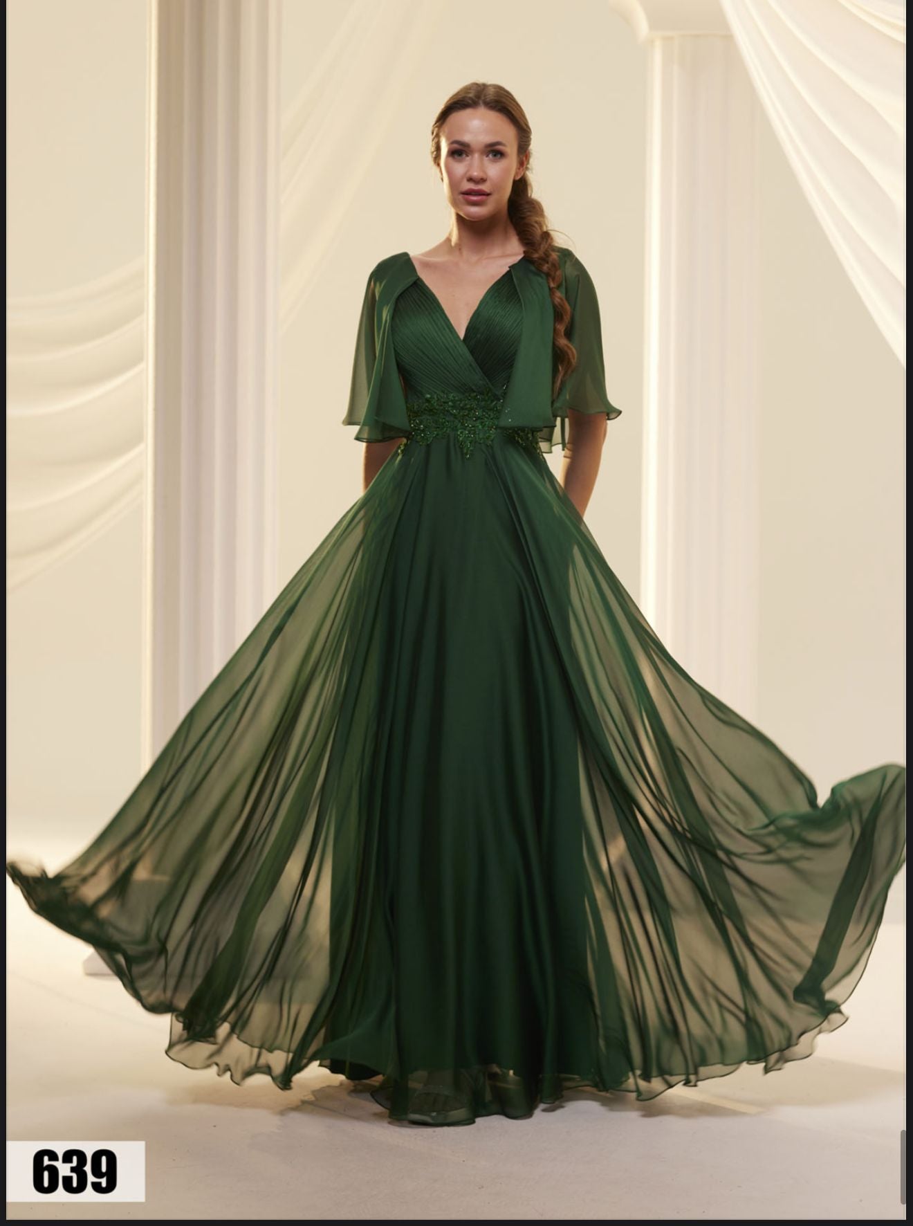 Abendkleid mit Chiffonrock & V-Ausschnitt – Modell FK639 in gruen-1 – Ansicht 4 | Lamia Mode