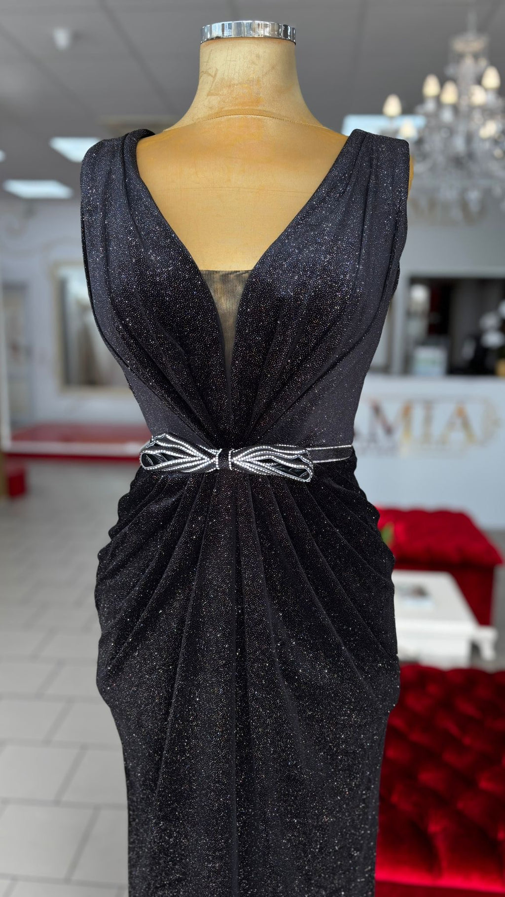 Elegantes Glanz-Abendkleid mit V-Ausschnitt – C4715 in Blau – Ansicht 4 | Lamia Mode