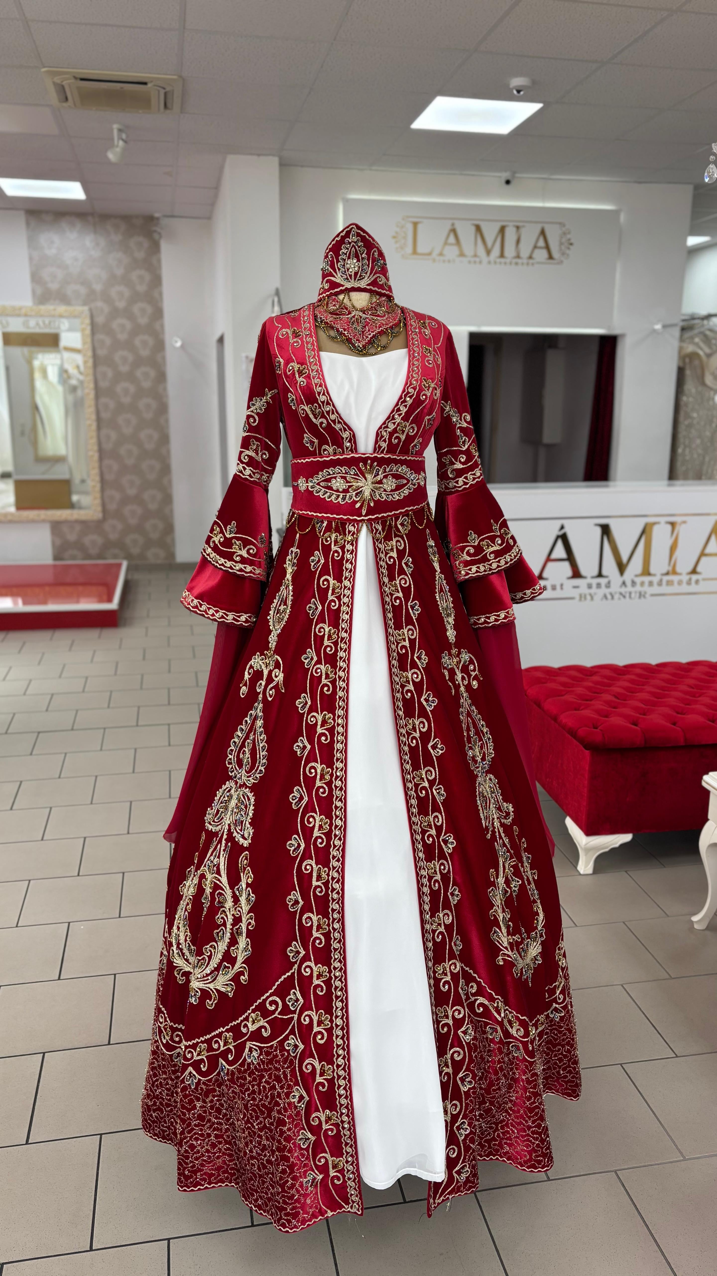 Kaftan „Destan“ – Luxus Bindallı Set in Rot (4-teilig) mit Goldstickerei in Rot – Ansicht 4 | Lamia Mode