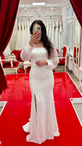 Standesamtkleid MD7770 – figurbetonte Passform und Beinschlitz – Ansicht 1 | Lamia Mode