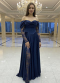 Abendkleid G8646 – Satin und Off-Shoulder in Blau – Ansicht 2 | Lamia Mode