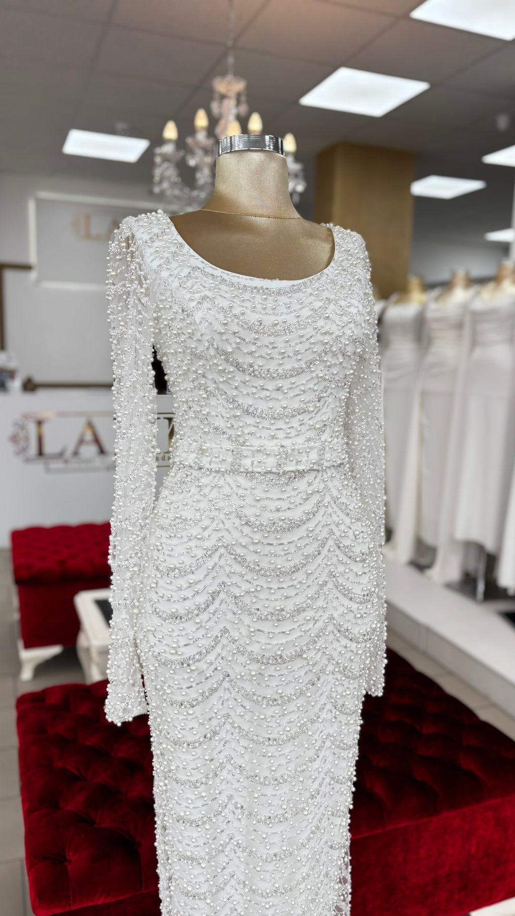 Standesamtkleid mit Perlenstickerei, 3/4-Länge – Modell R7532 in weiss-7 – Ansicht 2 | Lamia Mode