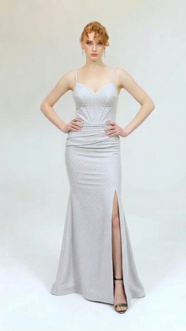 Abendkleid C4952 in Grau – Lamia Braut & Abendmode
