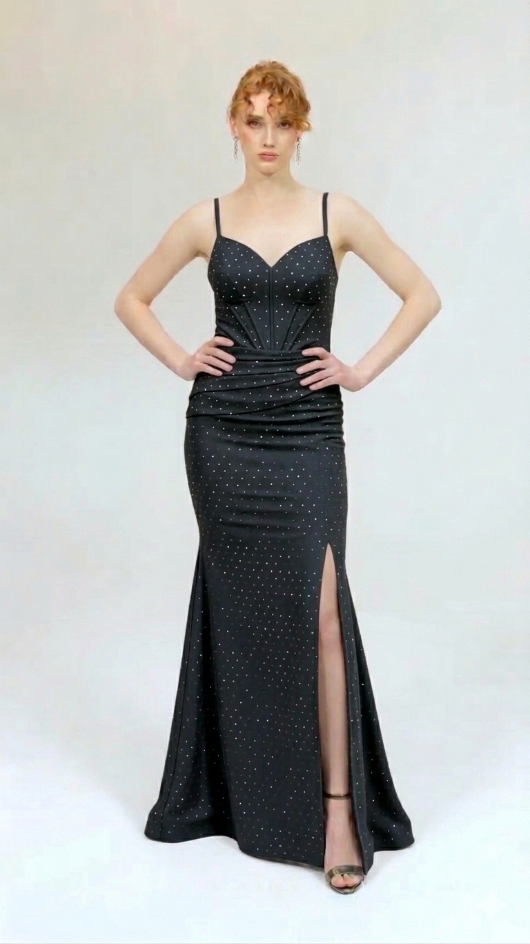 Abendkleid C4952 in Hellblau – Lamia Braut & Abendmode