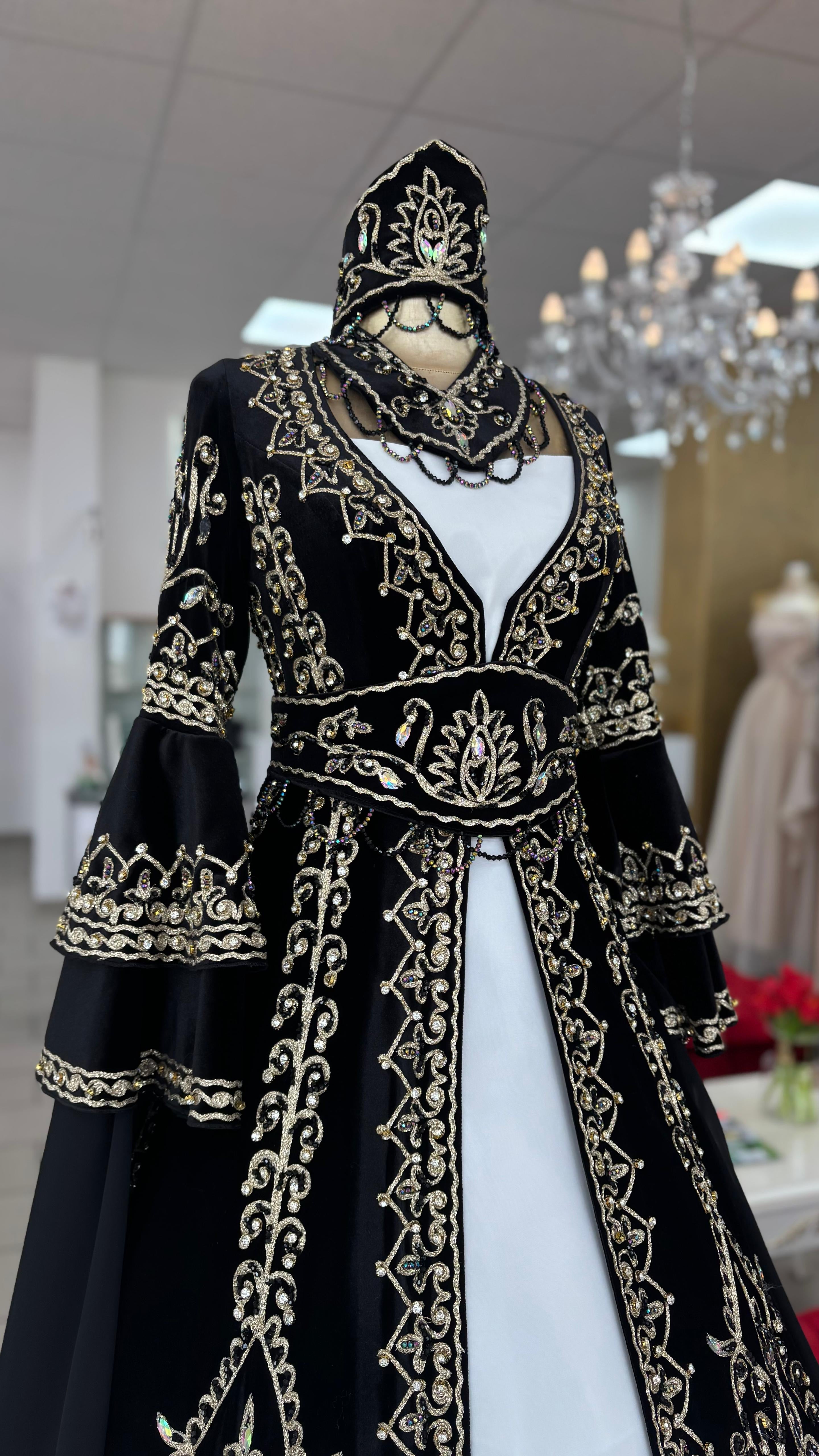 Kaftan „Mira“ – Luxus Bindallı Set in Schwarz mit Goldstickerei (4-teilig) in Blau – Ansicht 2 | Lamia Mode