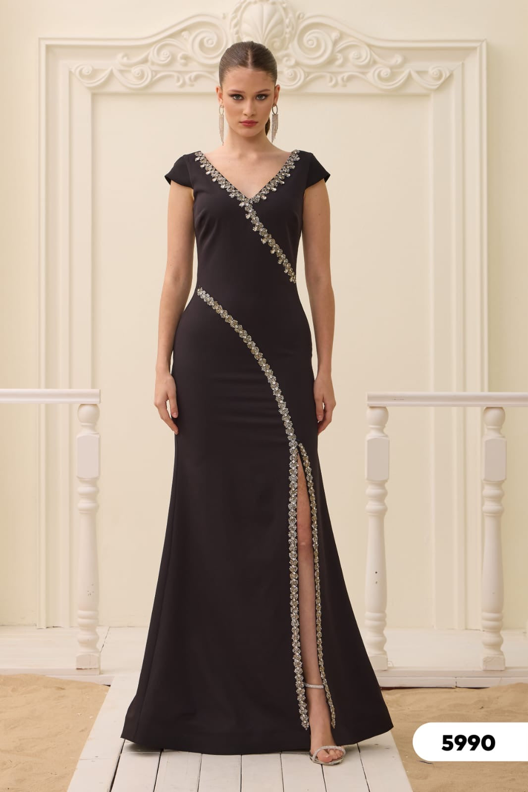 Elegantes Abendkleid aus Kreppstoff C5990 in gruen-3 – Ansicht 2 | Lamia Mode