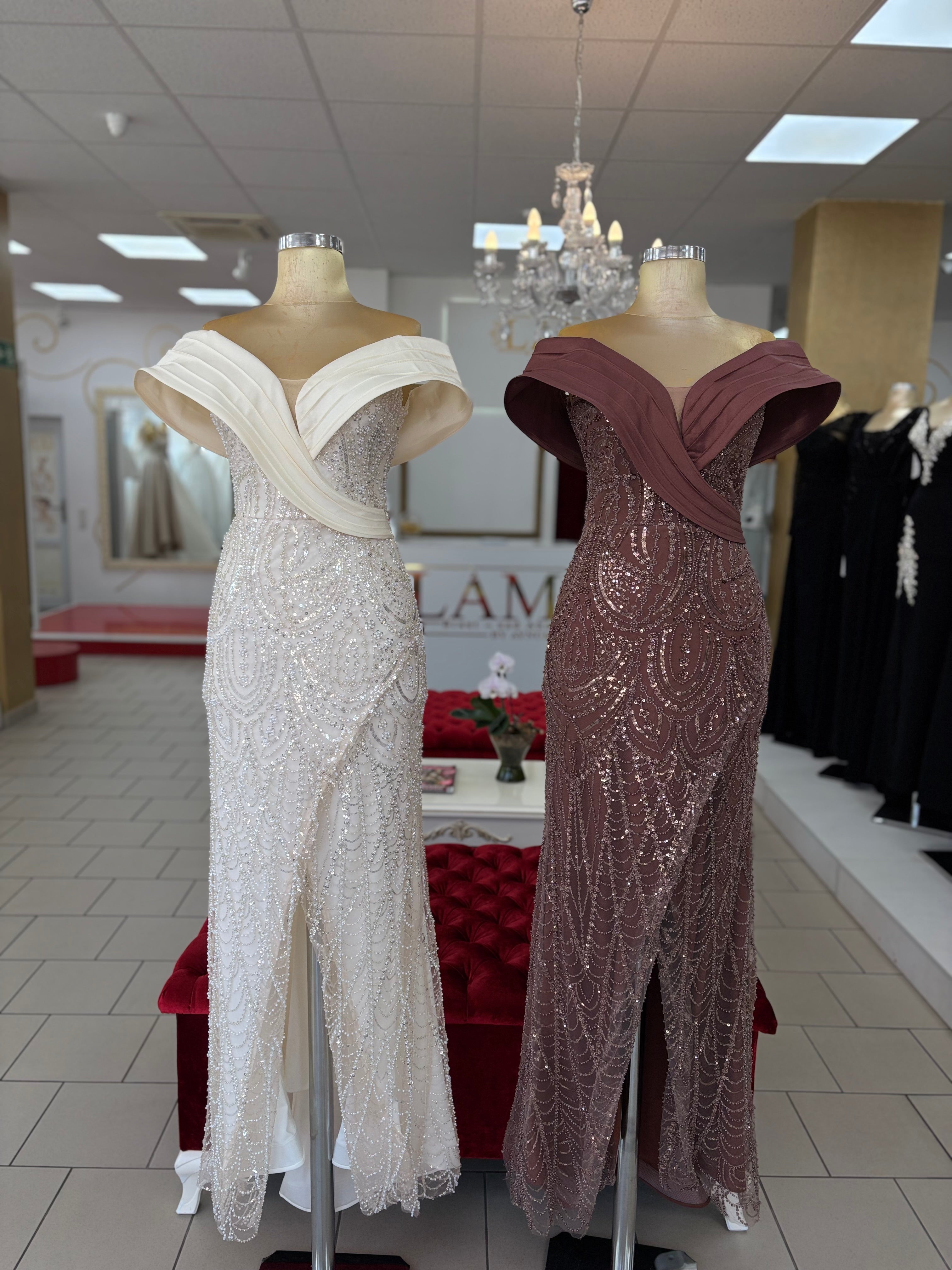 Elegantes Abendkleid mit Perlenstickerei – Modell C2130 in Gold – Ansicht 5 | Lamia Mode