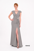 Abendkleid C5942 in Royalblau – Lamia Braut & Abendmode