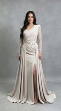 Drapiertes Standesamtkleid mit Perlenärmeln & V-Ausschnitt – R7443 in Beige – Ansicht 1 | Lamia Mode