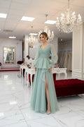 Elegantes Abendkleid mit Volants und Chiffonärmeln / C4916 in mint-grun – Ansicht 1 | Lamia Mode