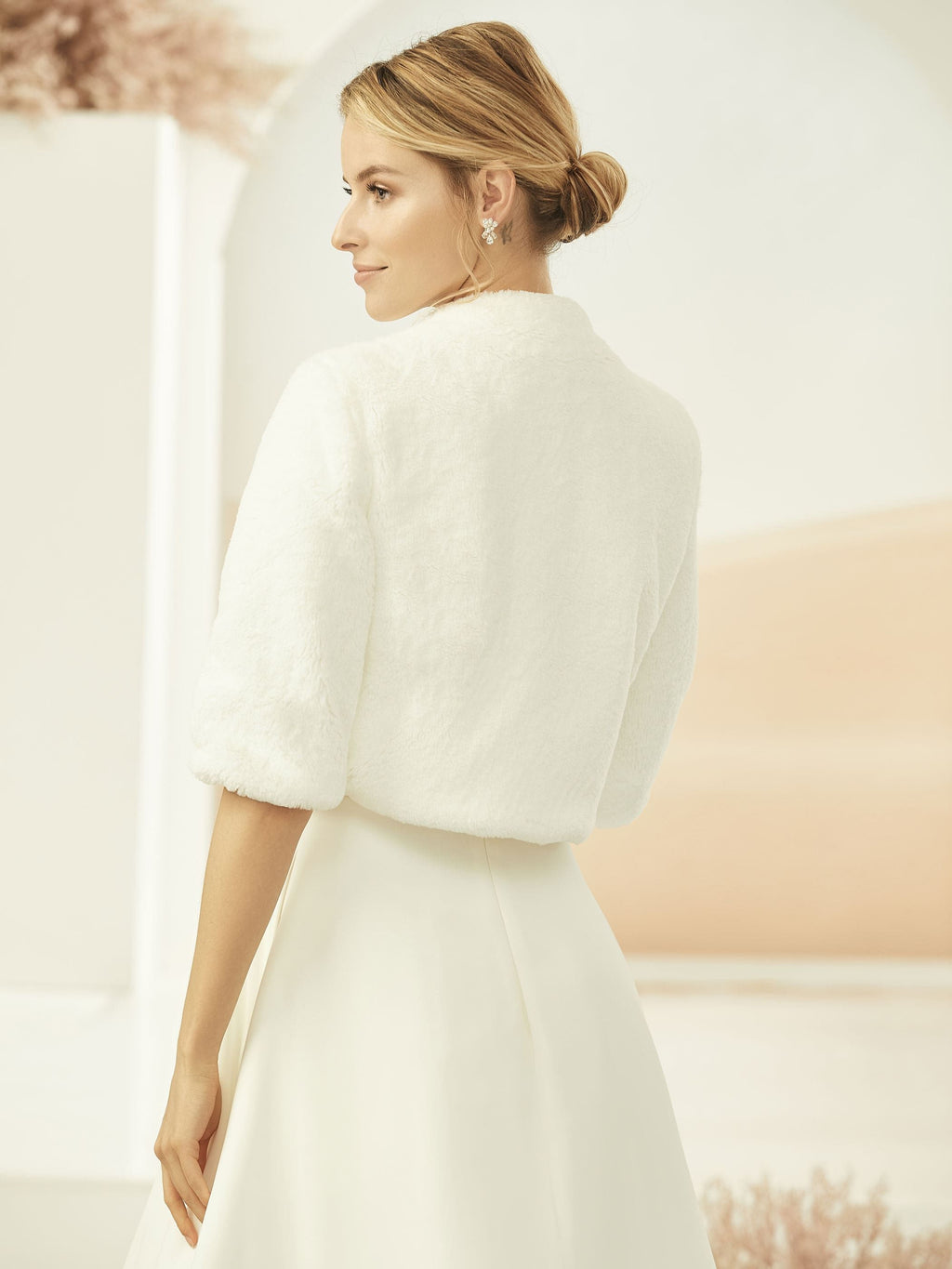 Brautjacke E307 – Ansicht 2 | Lamia Mode