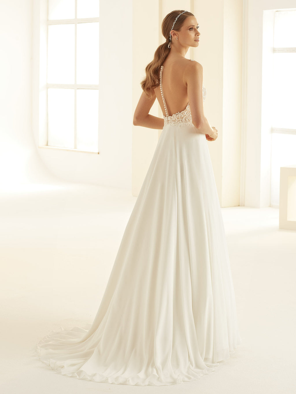 Brautkleid Pandora – Chiffon und Spitze – Ansicht 6 | Lamia Mode