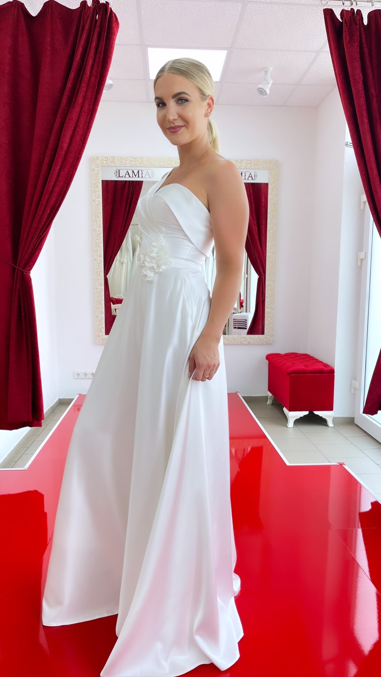 Standesamtkleid FK4513 – Satin und A-Linie in Ivory – Ansicht 2 | Lamia Mode