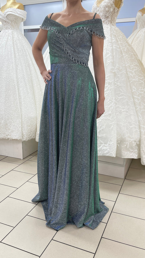 Abendkleid Elegantes Glitzer-Kleid mit Off-Shoulder-Ausschnitt – FK3304 in Lila – Ansicht 2 | Lamia Mode