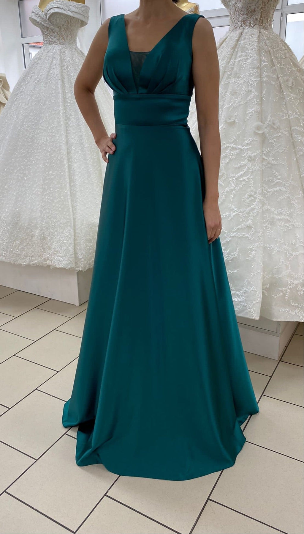 Abendkleid Elegantes Abendkleid mit V-Ausschnitt & A-Linie – FK4108 in Puder – Ansicht 8 | Lamia Mode
