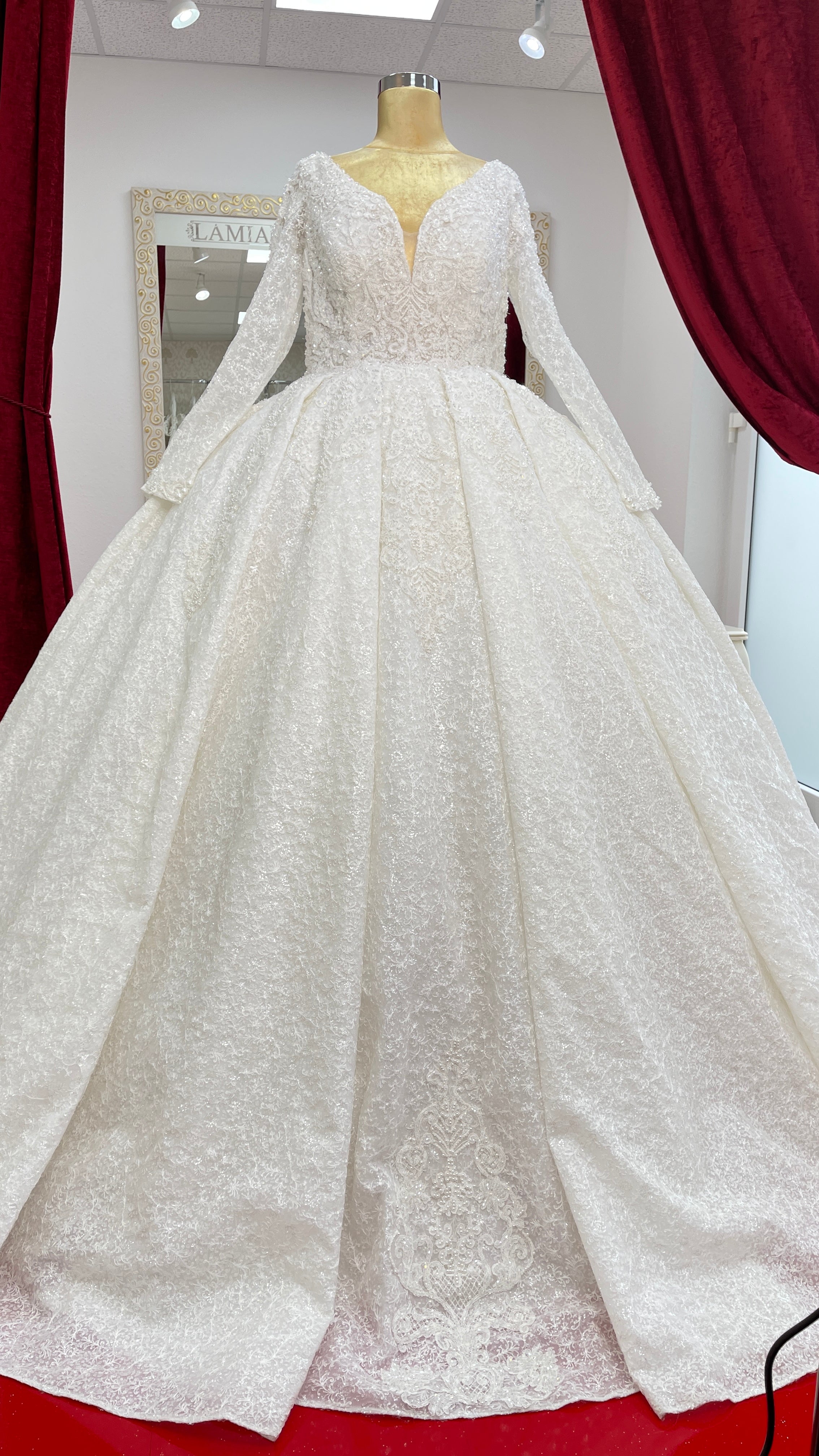 Brautkleid MAYA – Ansicht 4 | Lamia Mode