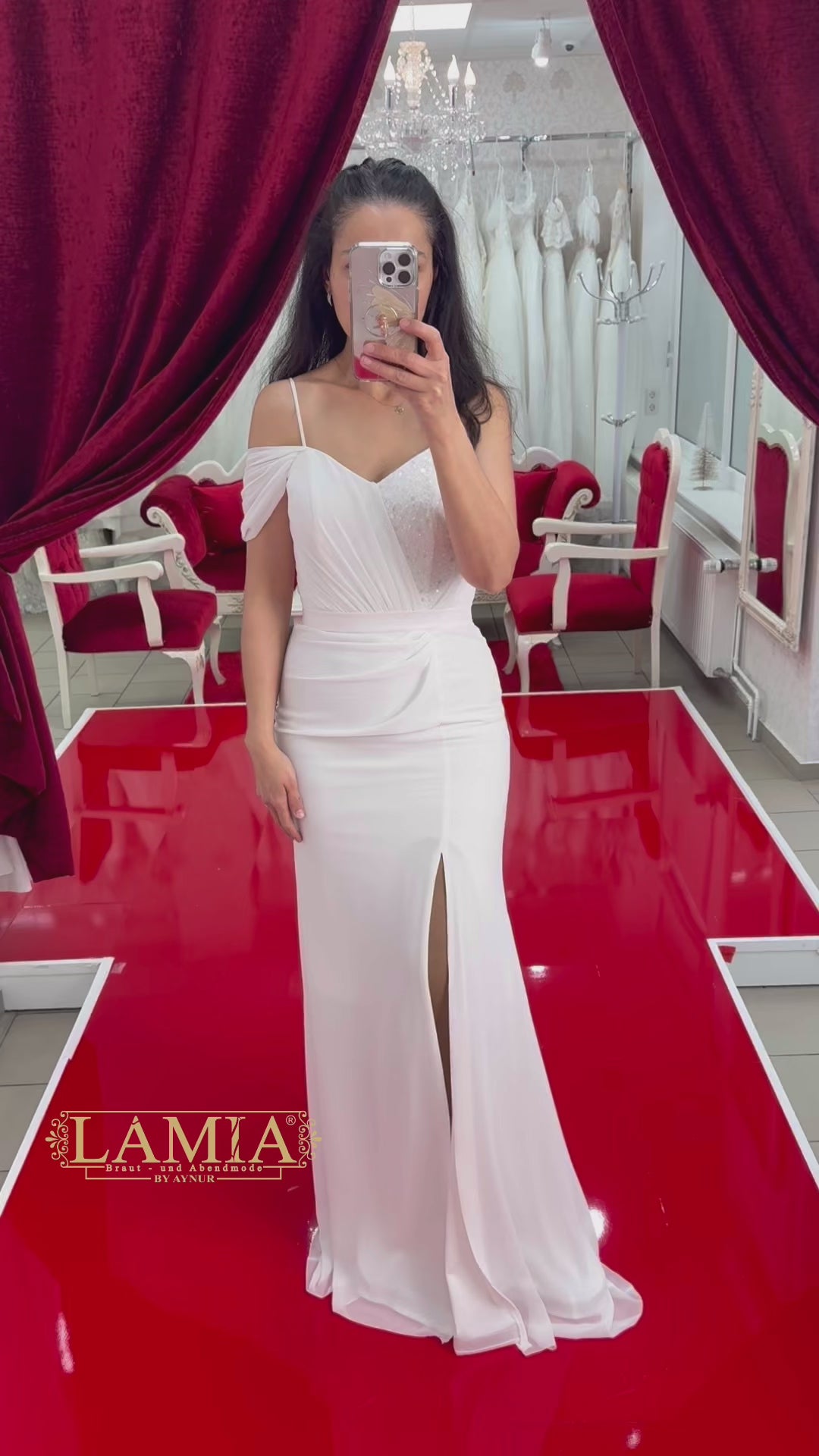 Standesamtkleid M196 – Chiffon und figurbetonte Passform