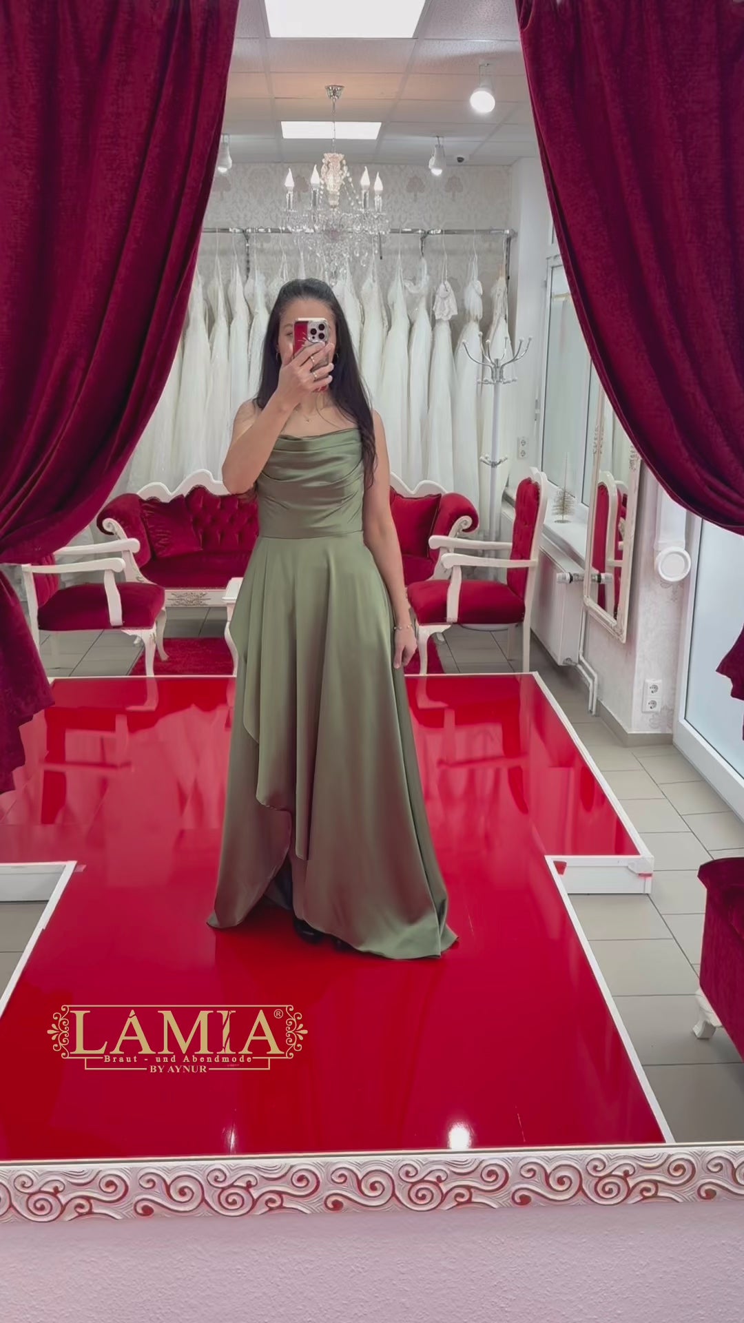 Abendkleid MD6037 – Satin und Beinschlitz