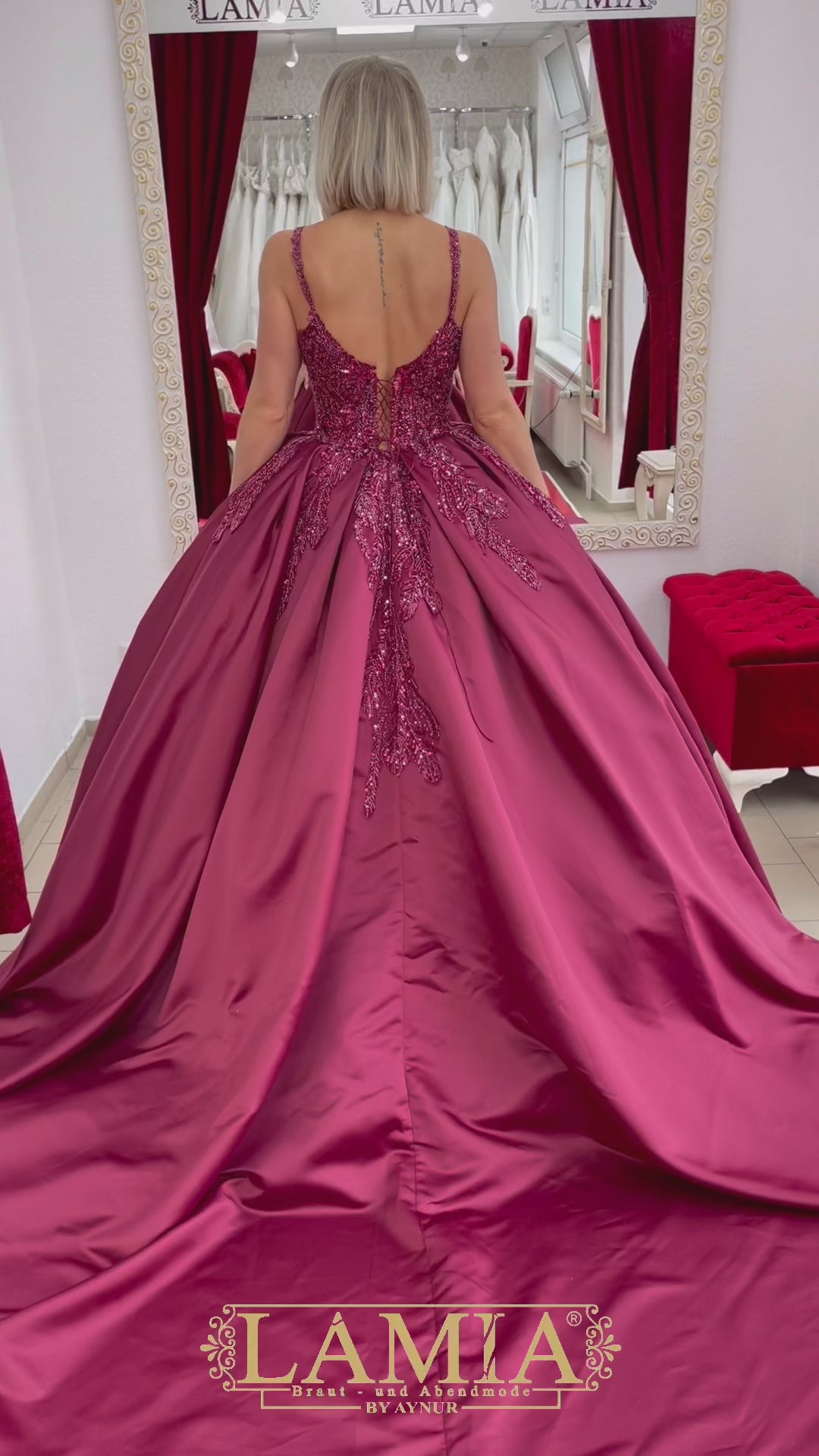 Ballkleid EMILIA – Spitze und Corsagen-Oberteil