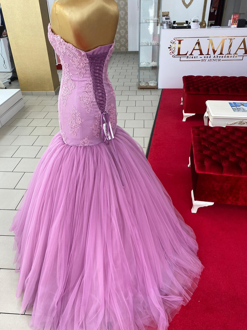 Ballkleid Flieder – Tüll und Spitze – Ansicht 3 | Lamia Mode