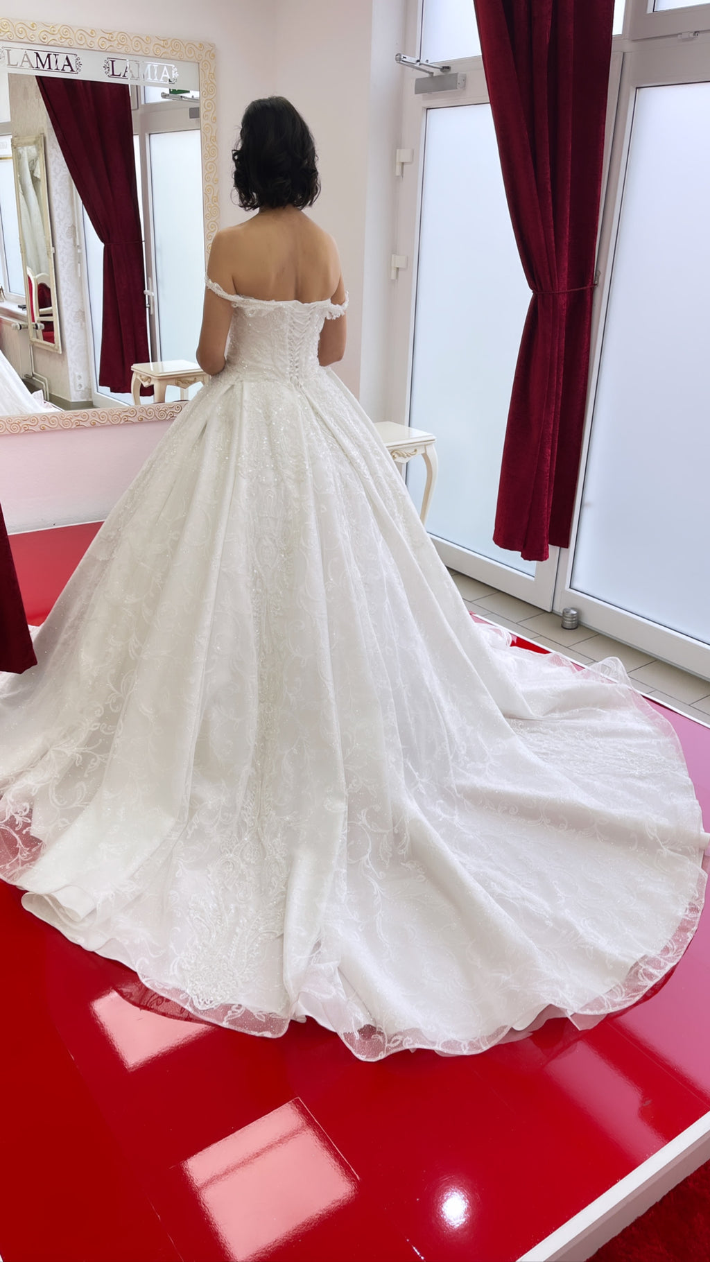 Brautkleid Veronika – Ansicht 4 | Lamia Mode