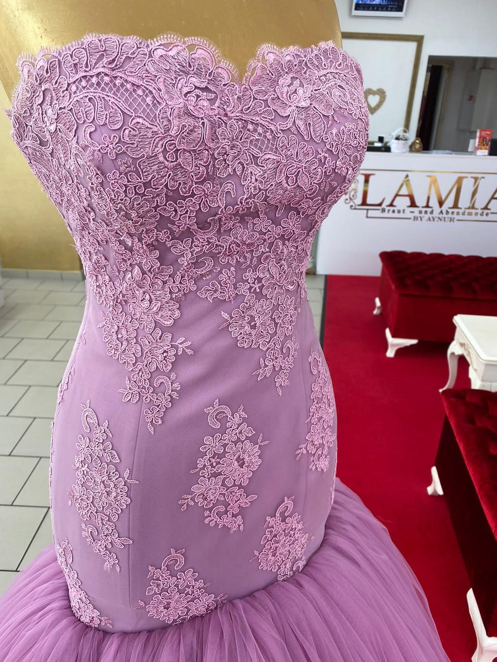 Ballkleid Flieder – Tüll und Spitze – Ansicht 4 | Lamia Mode