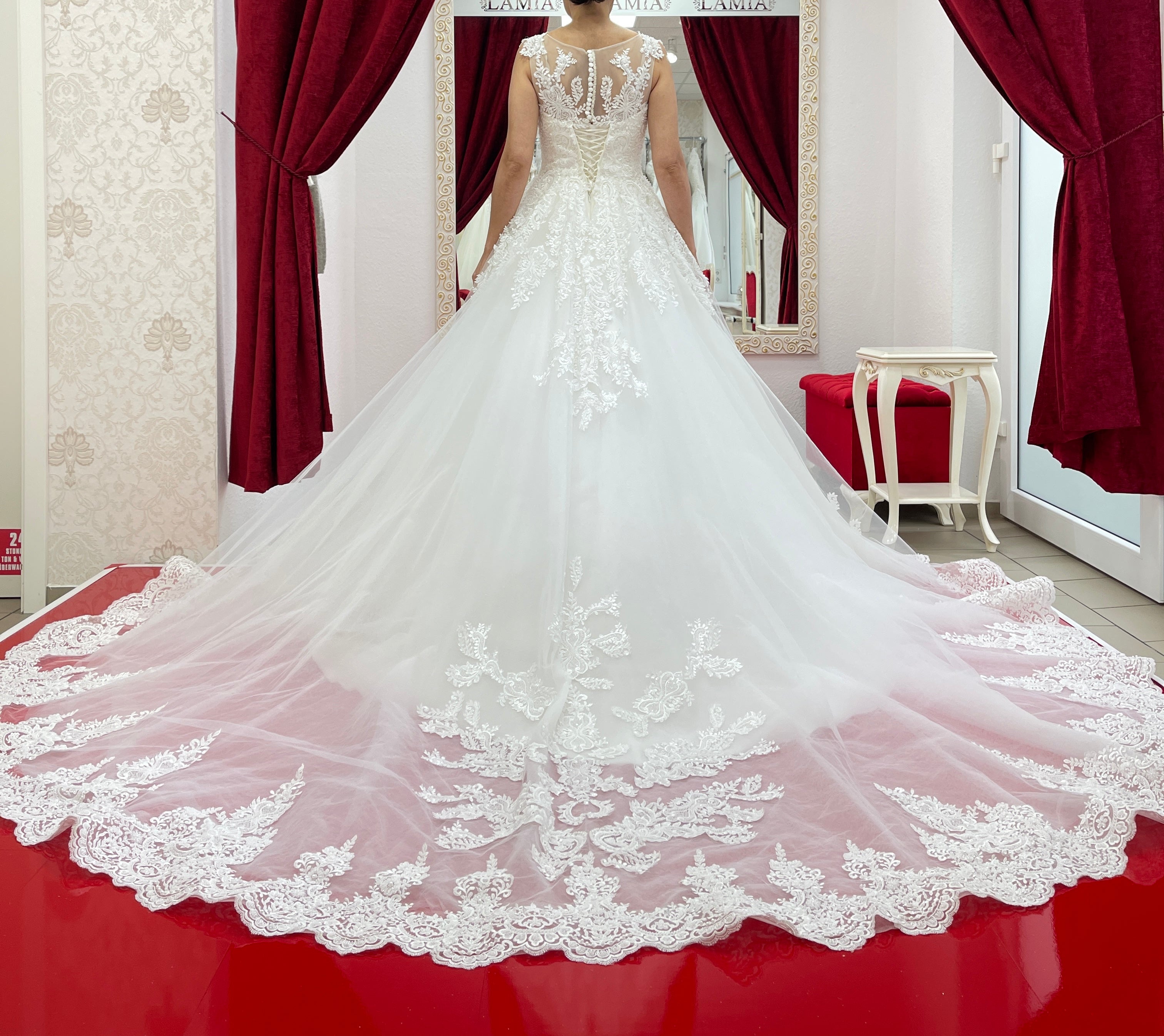 Brautkleid BV4076 – Ansicht 4 | Lamia Mode