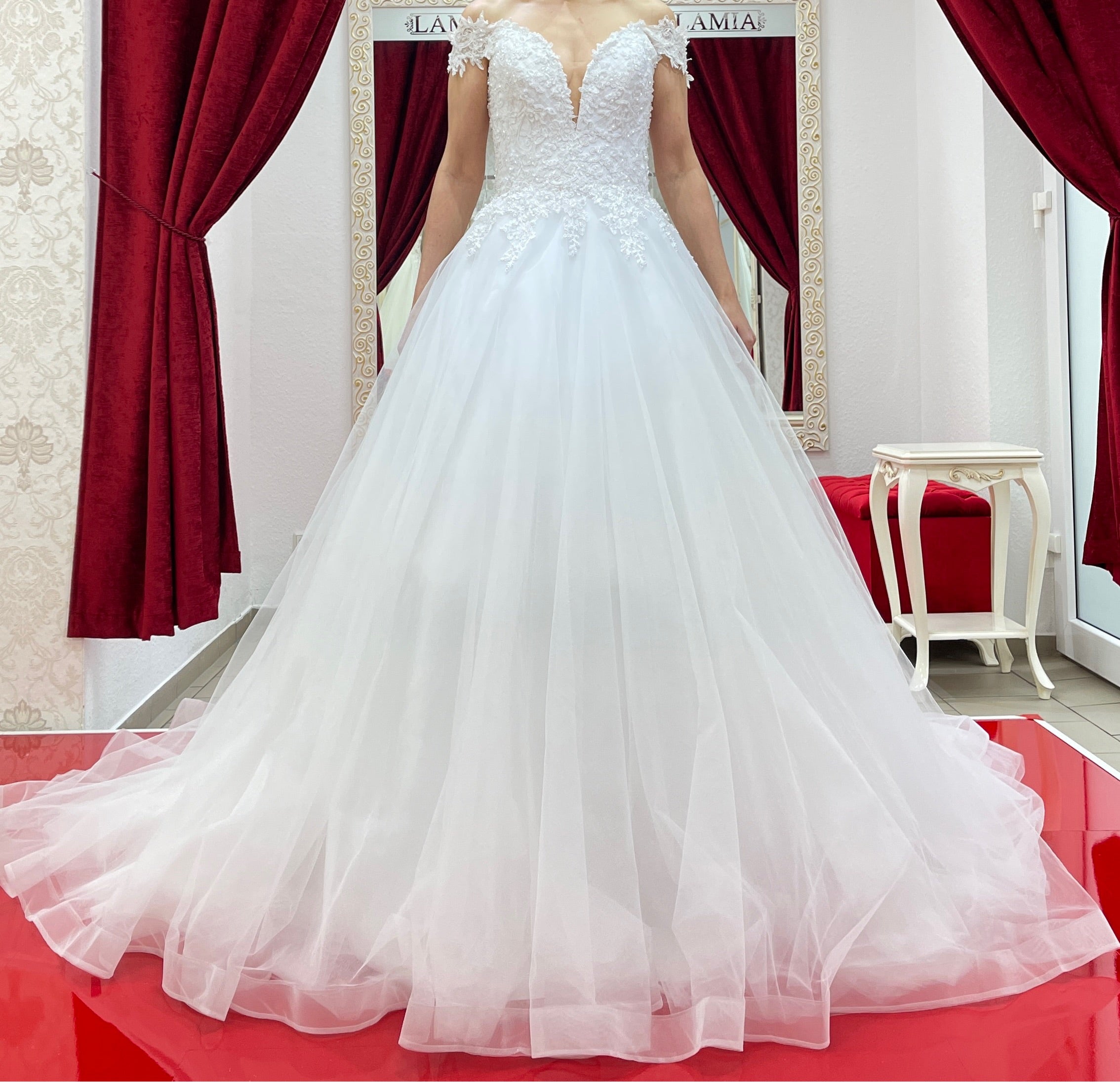 Brautkleid ASYA – Tüll und Spitze – Ansicht 1 | Lamia Mode