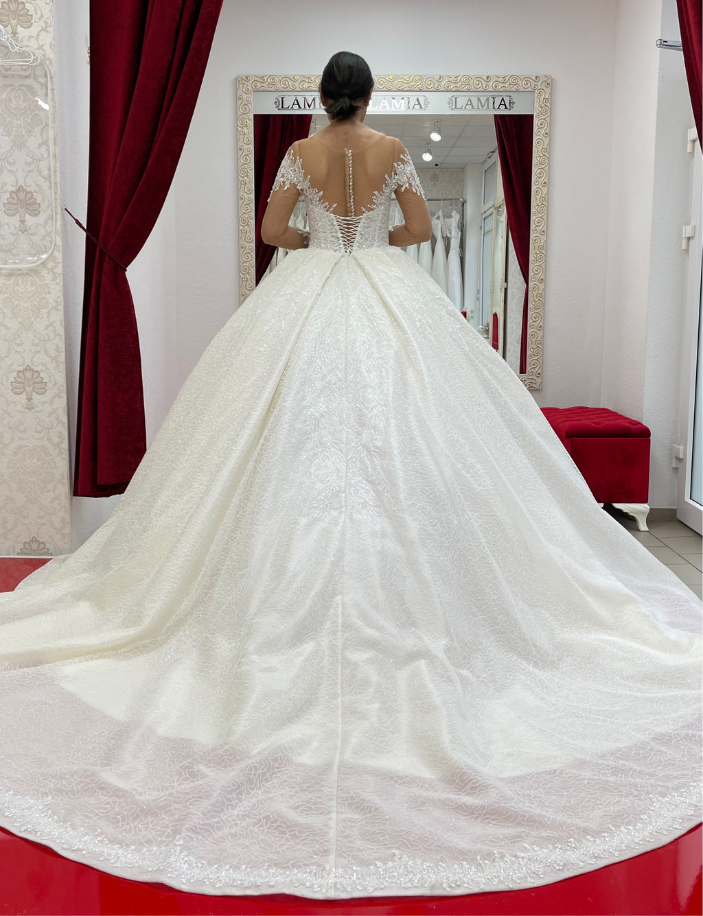 Brautkleid Rosa – Prinzessinnen-Silhouette – Ansicht 5 | Lamia Mode