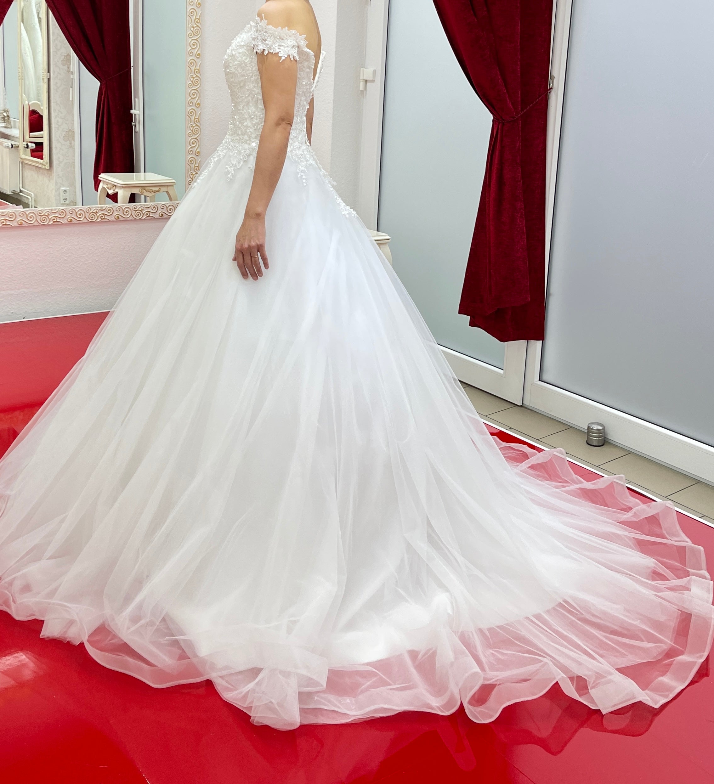 Brautkleid ASYA – Tüll und Spitze – Ansicht 2 | Lamia Mode