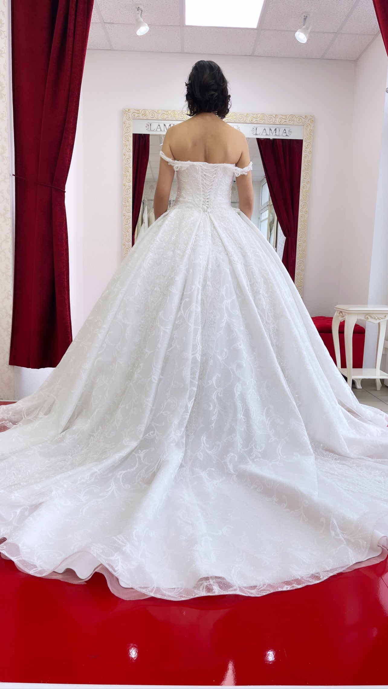 Brautkleid Veronika – Ansicht 3 | Lamia Mode
