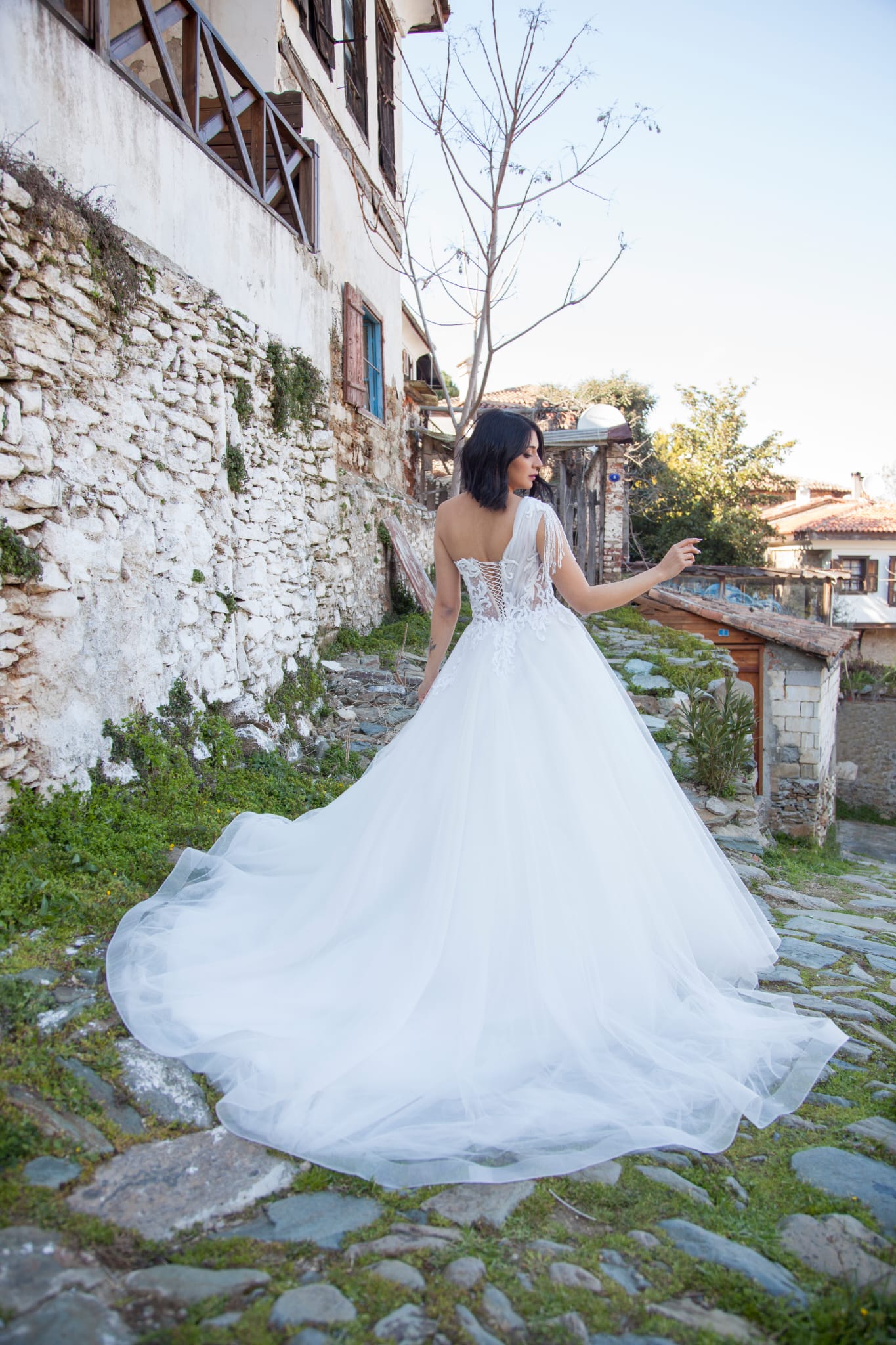 Brautkleid Nevisu – Ansicht 2 | Lamia Mode