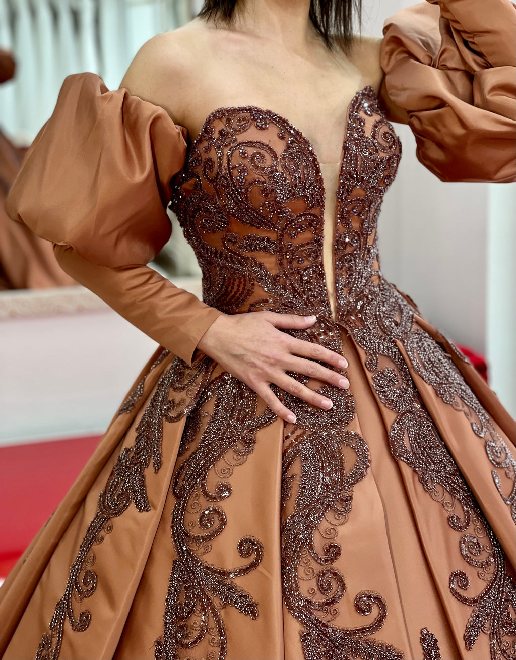 Ballkleid Müge – Corsagen-Oberteil und Schleppe – Ansicht 6 | Lamia Mode